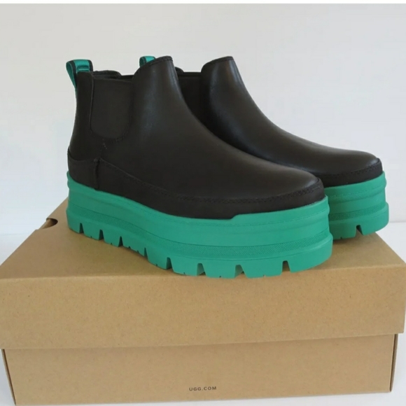 Ugg merina size 7 - Picture 2 of 10